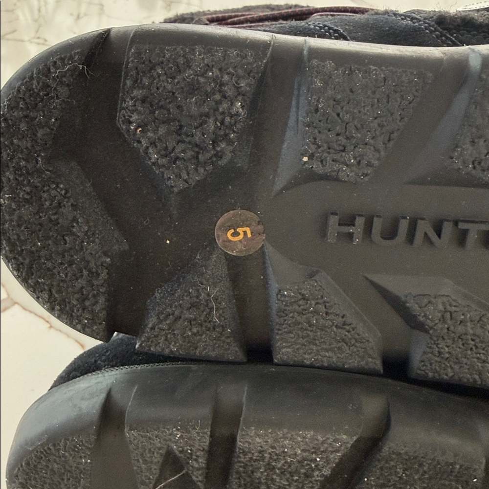 Hunter Black Suede Boot - Picture 4 of 7
